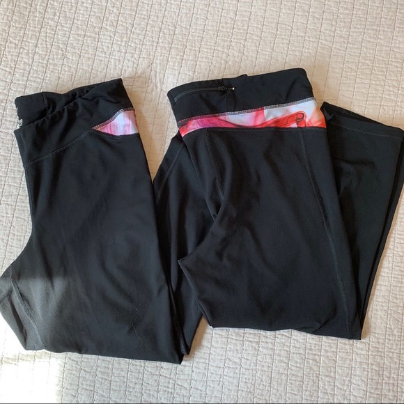 Two pairs of ON Active crops/ tie dye detail - Picture 2 of 3